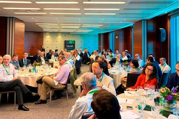 Coloquio – Almuerzo <br>«Visión del consejo consultivo: retos en el nuevo escenario energético y tecnológico»