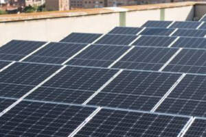 Repsol y Telefónica España crean una joint venture para desarrollar el autoconsumo fotovoltaico