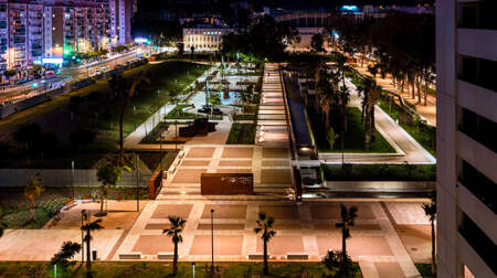 Las soluciones LED de Schréder crean un paisaje nocturno acogedor y seguro en el paque Martiricos