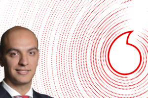 Hacia la Sostenibilidad Energética: La Clave de la Submedición y la Conectividad Más Allá del Contador